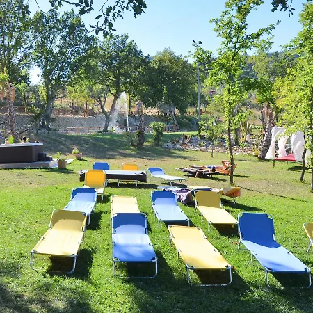 Le Parisien Feriested
