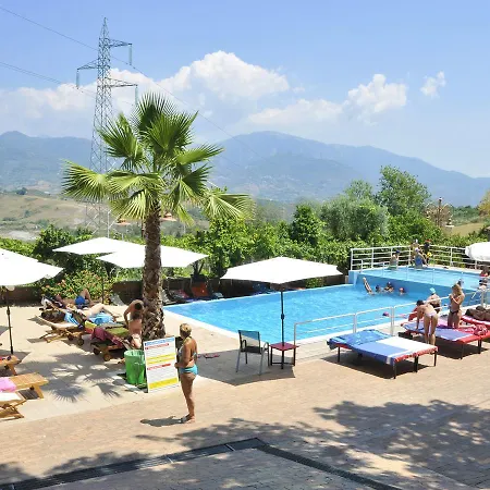 Feriested Le Parisien Montecorvino Pugliano